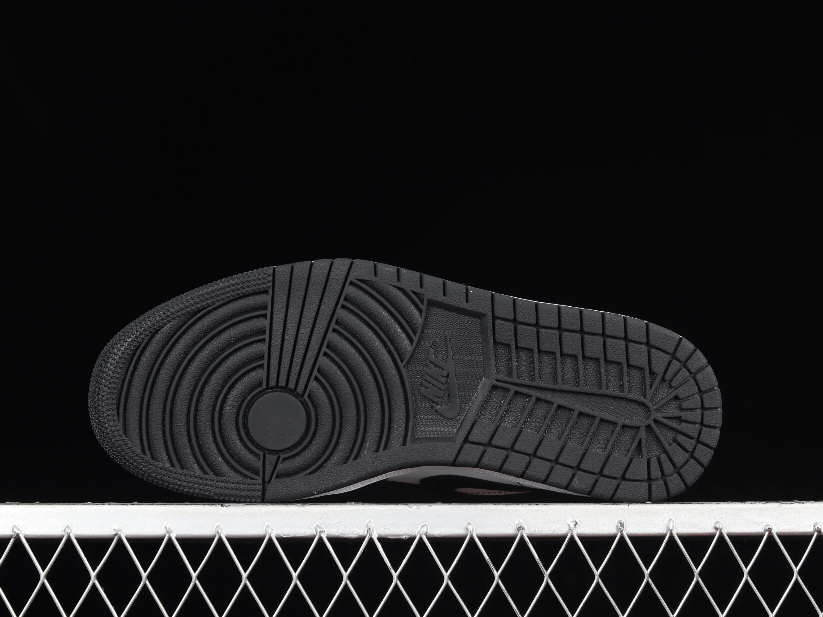 All categories Air Jordan Jordan series basketball shoes Air Jordan 1 Low Air Jordan 1 Low AJ1 Joe 1 sports culture basketball shoes DR9497-001
